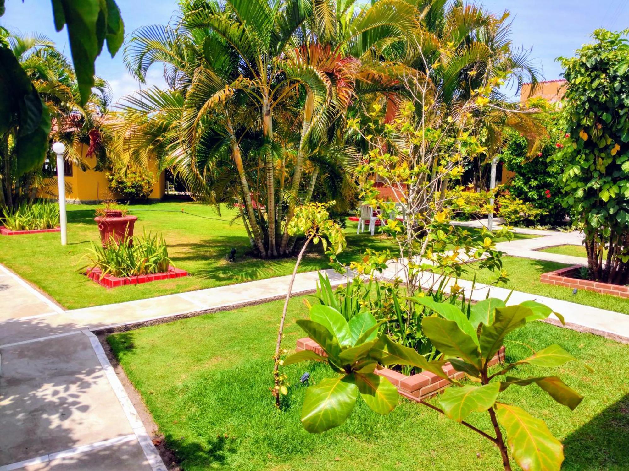 Pousada Verdes Mares Acomodação com café da manhã Alcobaça Exterior foto